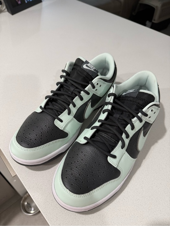 Nike Dunks Low-Top Sneakers in Mint and Black main image 5